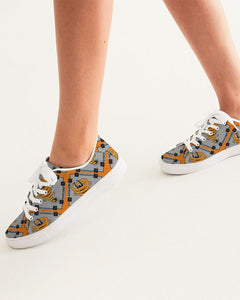 Cyclone - Diamond Pattern 2023 - theagencyheadquarters Women's Faux-Leather Sneaker
